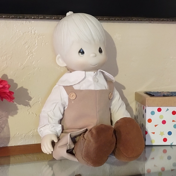 Vintage 1981 Big Precious Moments Enesco Porcelain Mikey Doll 17" Tall😍 - Picture 5 of 15